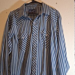 Wrangler Men's Blue and White Striped Button-Up Shirt X-long 17.5 260782